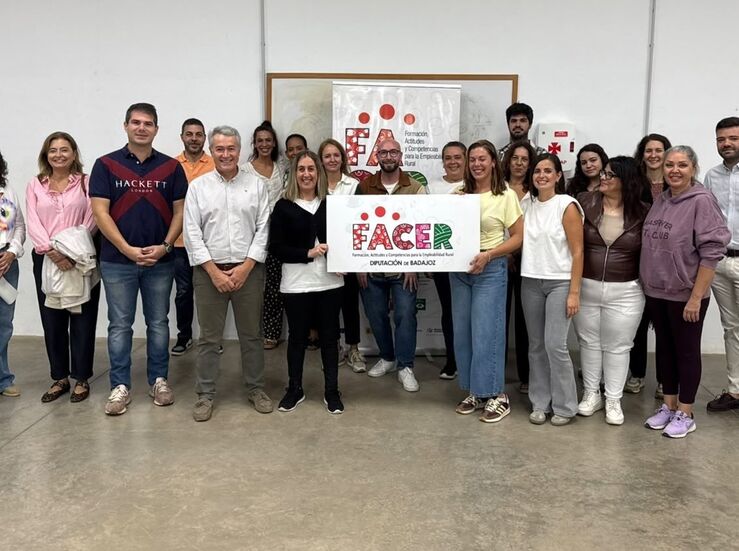11 participantes en curso atencin sociosanitaria a dependientes en instituciones sociales
