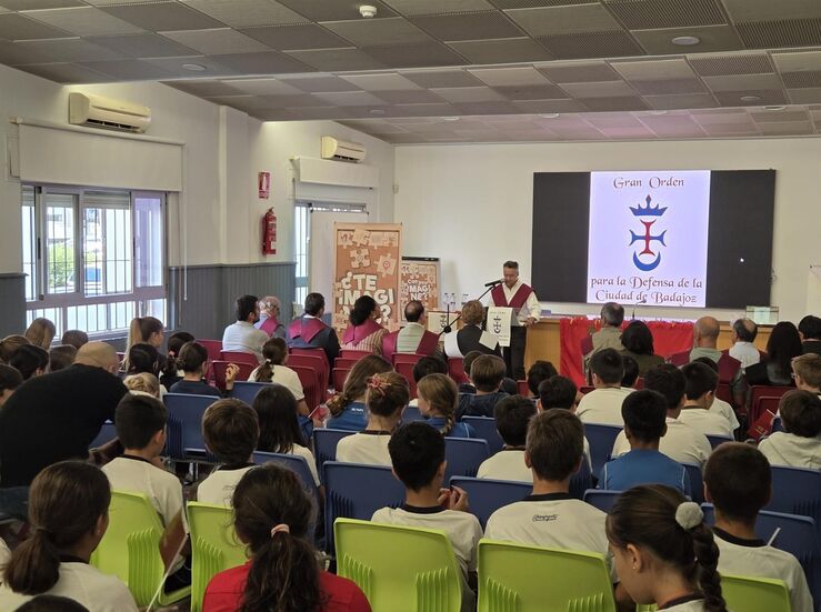 13 centros escolares 5 de ellos nuevos participan en Gran Orden para la Defensa Badajoz