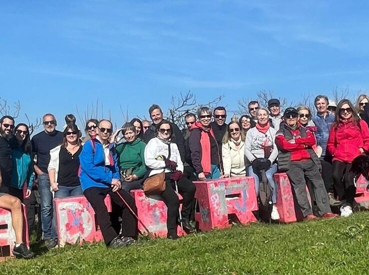 PSOE Cceres programa 6 rutas senderistas para promover deporte convivencia y entorno