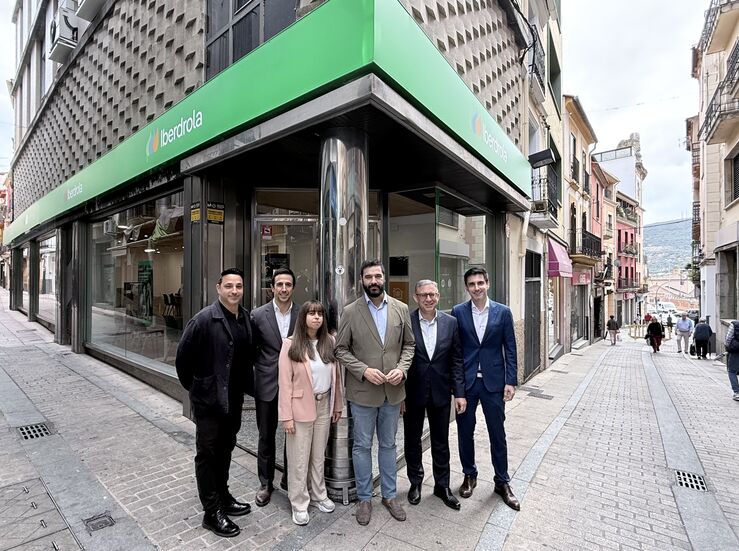 Iberdrola refuerza su atencin presencial en Plasencia con una nueva oficina en el centro
