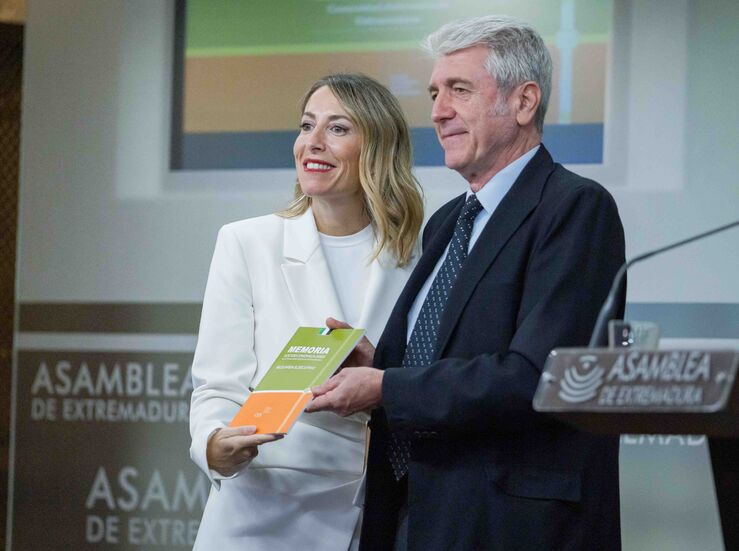  La presidenta de la Junta destaca el crecimiento econmico de Extremadura