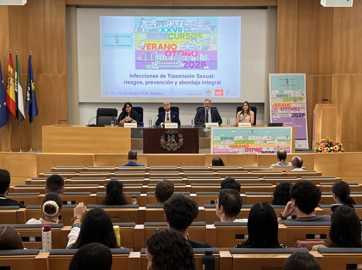 La UEx aborda los riesgos y la prevencin de las infecciones de transmisin sexual