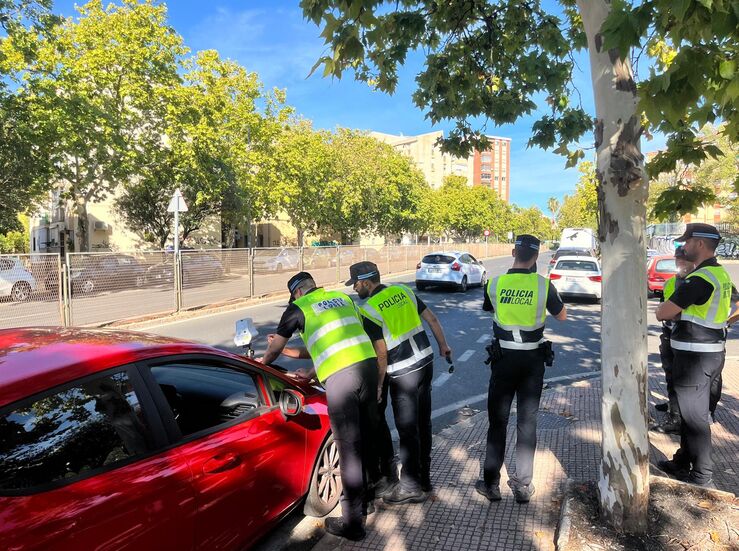 Trece policas locales de toda Extremadura se forman en Cceres en uso radares de trfico