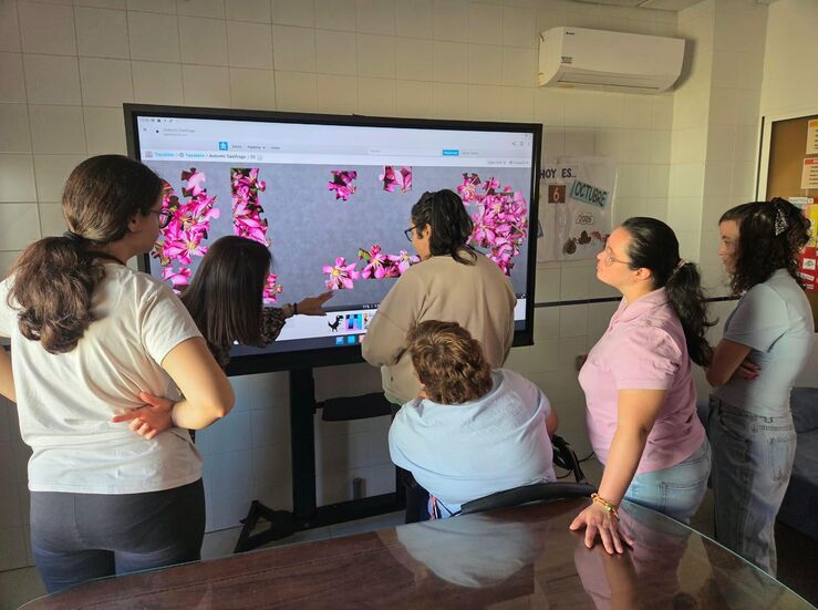 Inclusives acometer proyecto de inclusin digital tras aportar 6000 la Fundacin CB