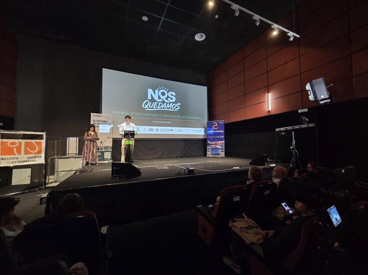 Ms de 150 jvenes participan en Badajoz en el evento Nos quedamos de JoveNEXT 