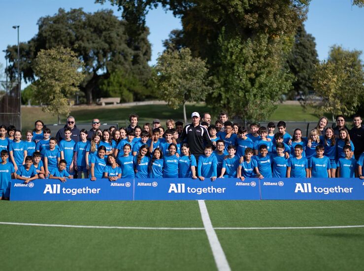 Alumnos de un instituto de Navalmoral cumplen sueo de entrenar en Toni Kroos Academy