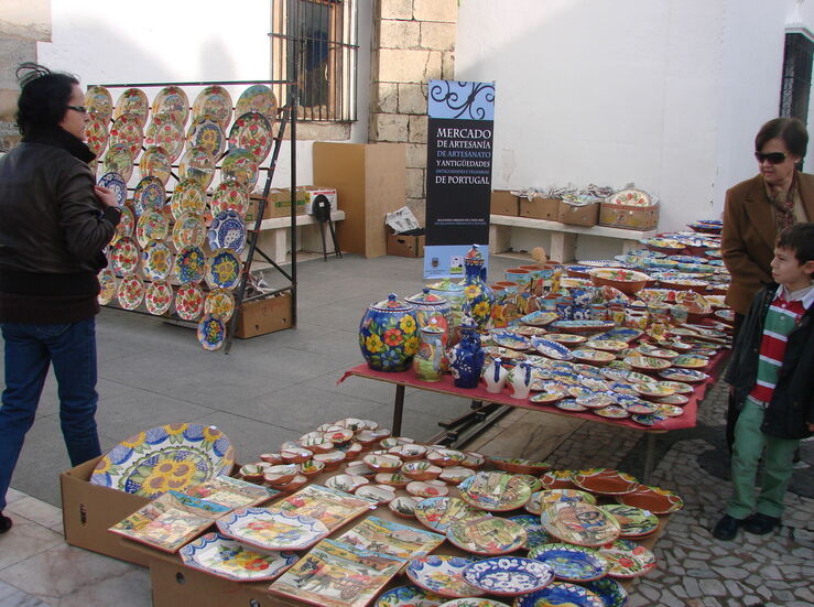 Expositores extremeos en la Feria de Artesana de Cuenca