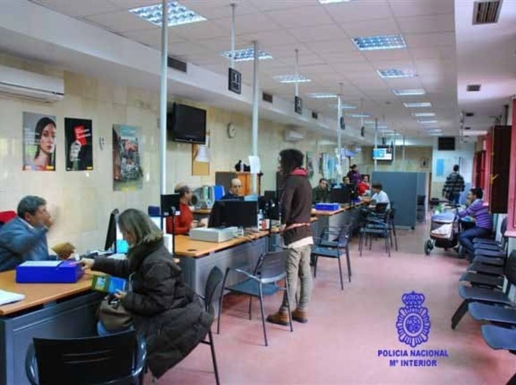 Las Oficinas de Expedicin de DNIe y Pasaporte de Extremadura abrirn el prximo 28M