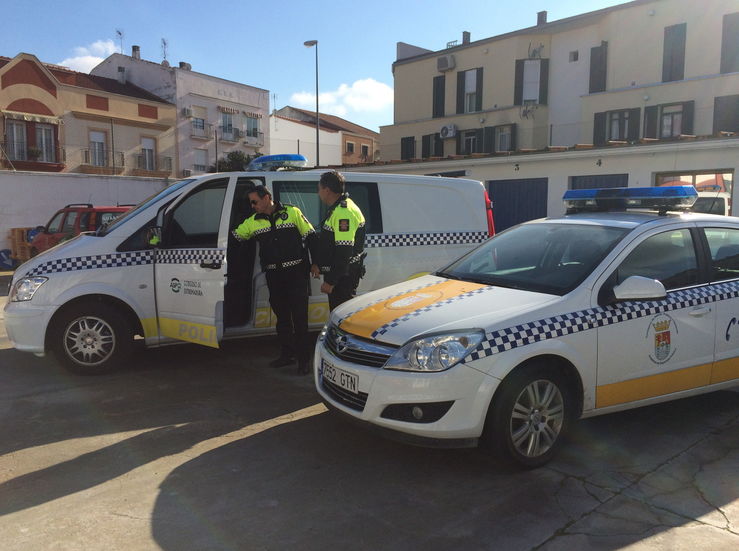 Polica Local Badajoz hace 56 propuestas de denuncia por reunirse ms de 6 personas