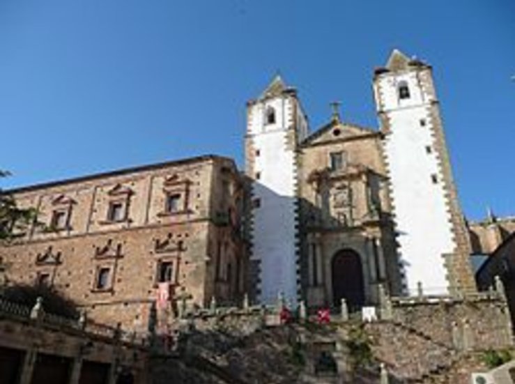Casa de Cultura de Mejostilla en Cceres inaugura una muestra conmemorativa de San Jorge 