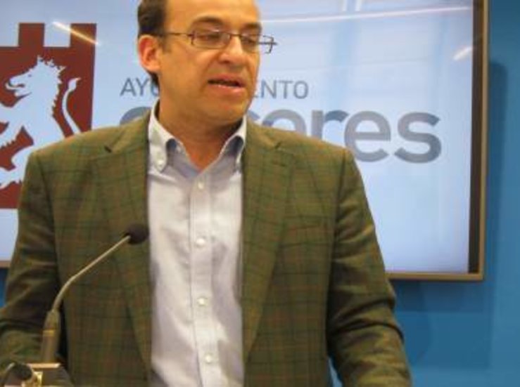 El Gobierno de Cceres no comprende la ausencia del PSOE 
