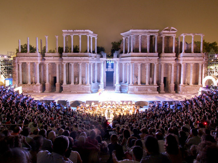 El Festival de Teatro de Mrida insignia cultural ms valorada de Extremadura en 2018