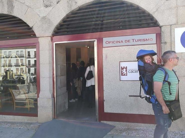 Blois Francia ofrece plaza de informador turstico a un joven de Cceres durante un mes