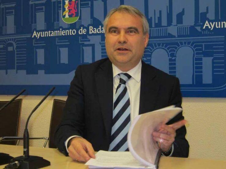 Fragoso lamenta el cierto desconocimiento del proyecto de Badajoz con cargo a DUSI