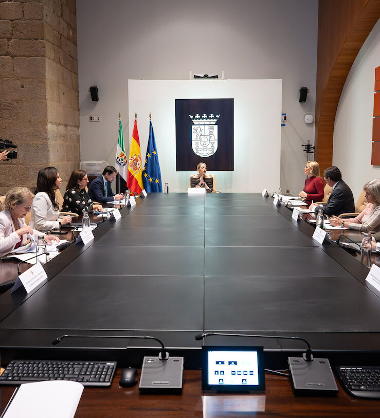  Luz verde al nuevo reglamento de agentes del medio natural en Extremadura