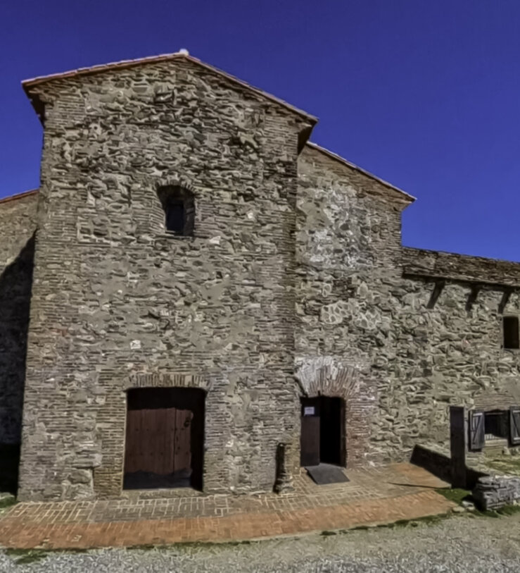 Monasterio de Tentuda techo de la provincia de Badajoz y sitio de la Orden de Santiago