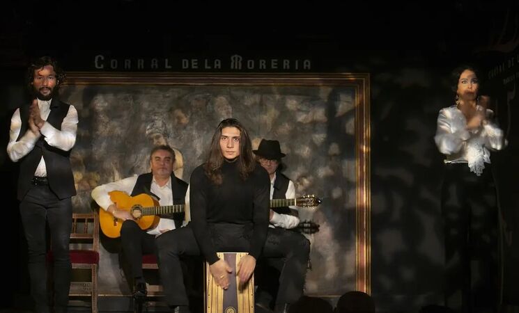 Pertenecer a encerrar Glorioso Cajones flamencos fabricados en Extremadura
