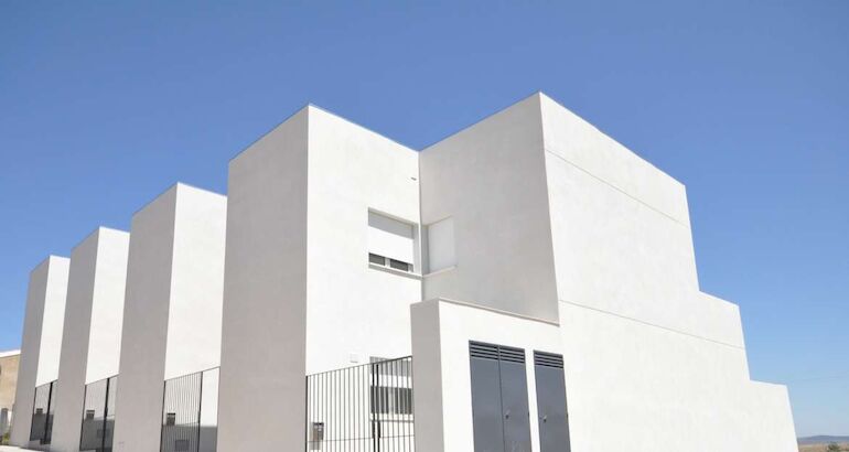 Junta y Gobierno movilizan cerca de 17 millones en materia de vivienda en Extremadura