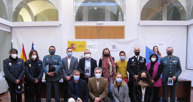 Una guía de la Fundación Magdalena Moriche sensibiliza a las Fuerzas y Cuerpos Seguridad