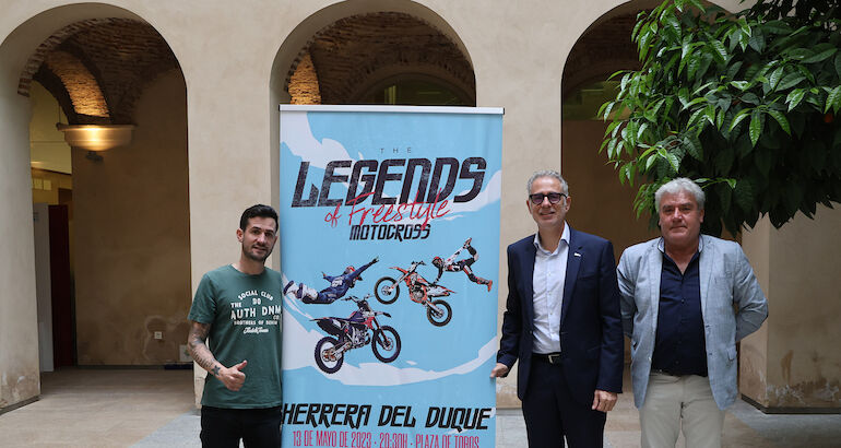 La plaza de toros de Herrera del Duque acoge un espectáculo de