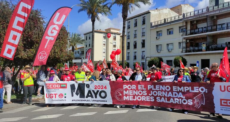 En 1 Mayo, CCOO y UGT reclaman subidas salariales y la reducción de la ...