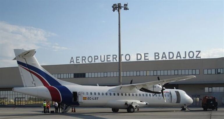 Aeropuerto de Badajoz registra cuatro aperturas extraordinarias por trasplantes en 2025