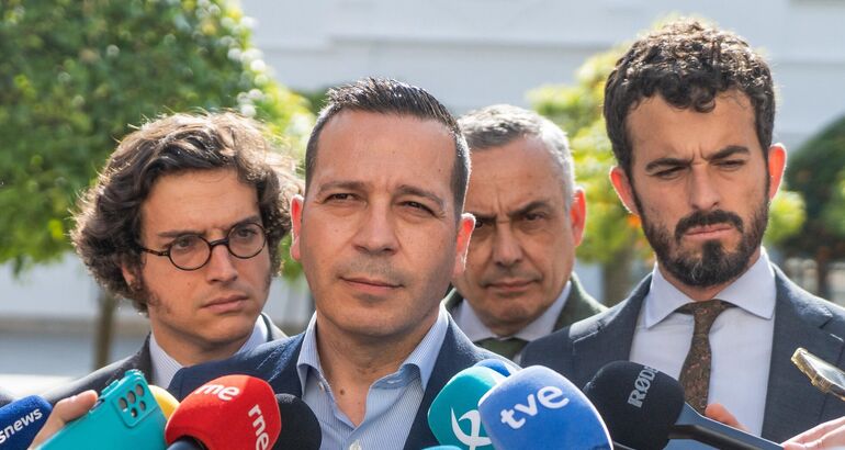 VOX sale "satisfecho" de la reunión con el PP y ve posible un acuerdo ...