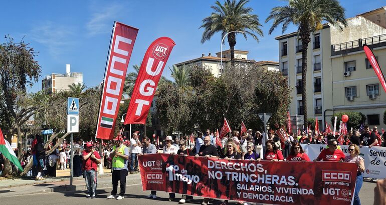 CCOO y UGT salen a la calle para "defender la democracia" y contra el ...