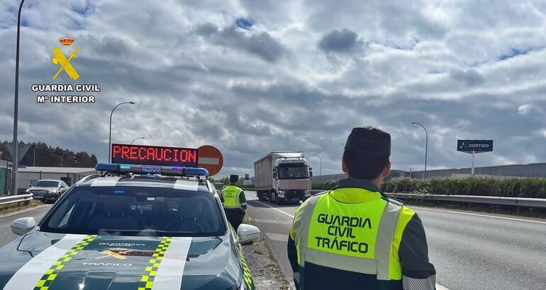 Investigado por conducción temeraria tras darse a la fuga ante un ...