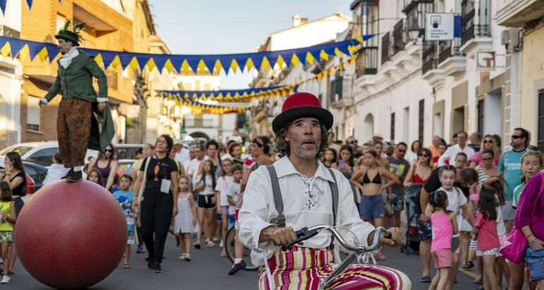 Festival Teatro de Alcántara organiza en 40 aniversario con circo
