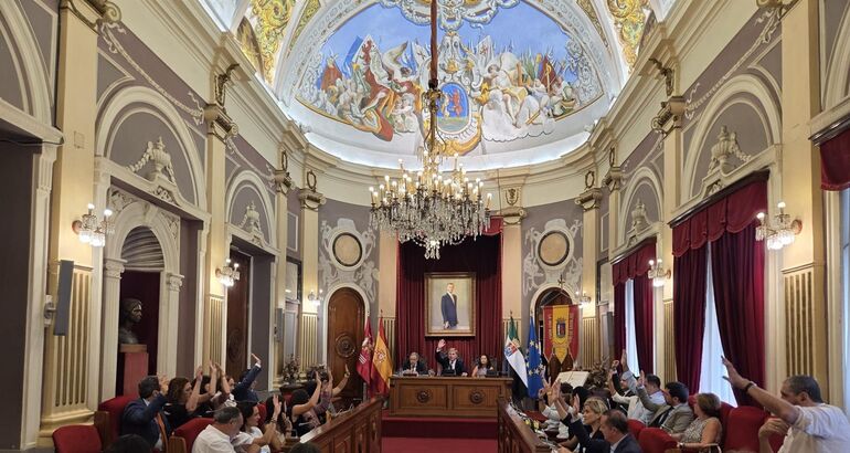 Pleno Ayuntamiento Badajoz adjudica por unanimidad las obras piscina de la margen derecha