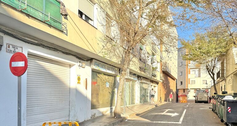 Modificación en el sentido del tráfico de la Travesía de Pedro María Plano de Mérida