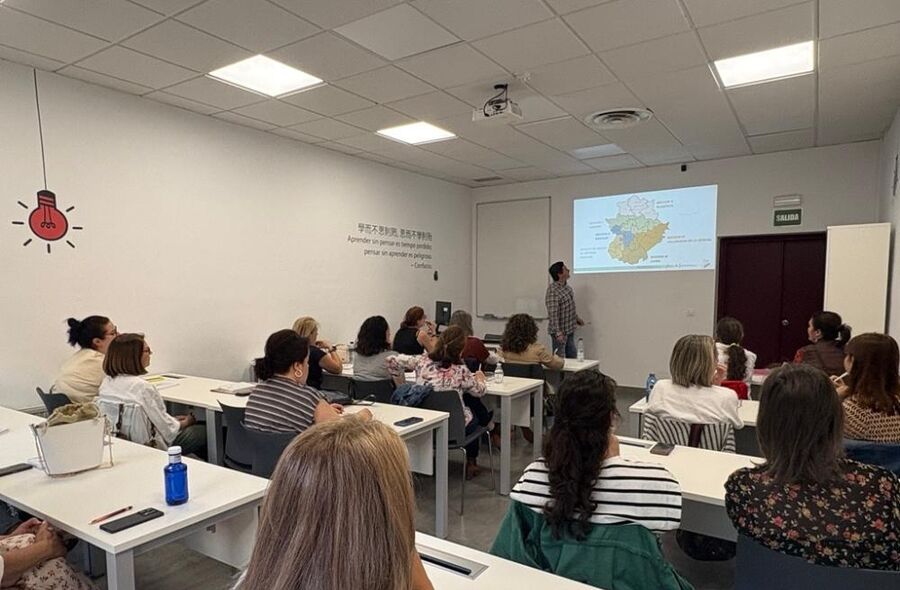 Plan Formacin 2026 Escuela de Administracin Pblica de Extremadura suma 23 nuevos cursos