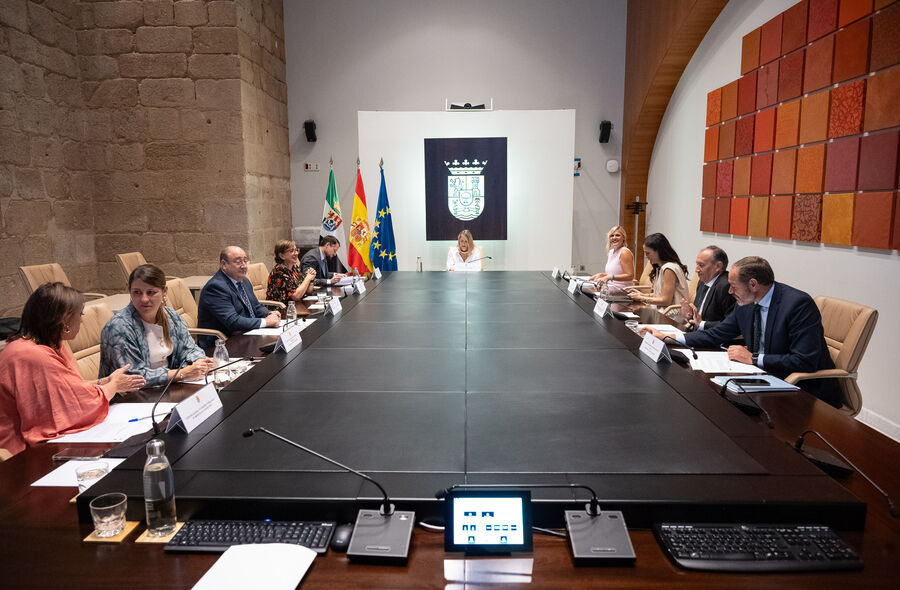 La Junta aportar casi 22M para construir 110 nuevas viviendas pblicas en Extremadura