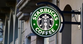 Nestlé paga 6.000 millones de euros a Starbucks para poder comercializar su café