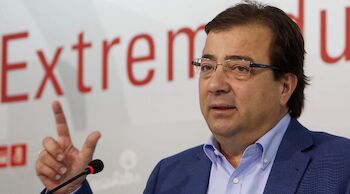 VARA, LA ESPADA Y LA PARED