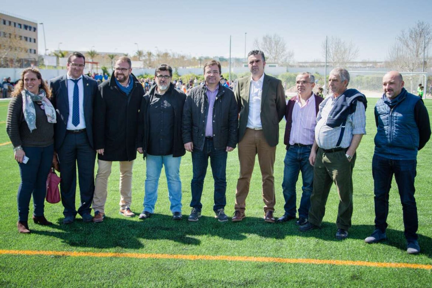 Inaugurado el campo de césped artificial de Nueva Ciudad en Mérida