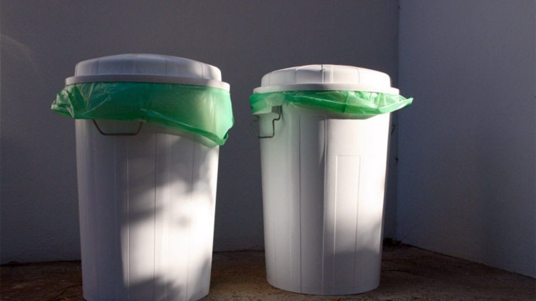 Los contenedores de basura son importantes en la preservación ambiental