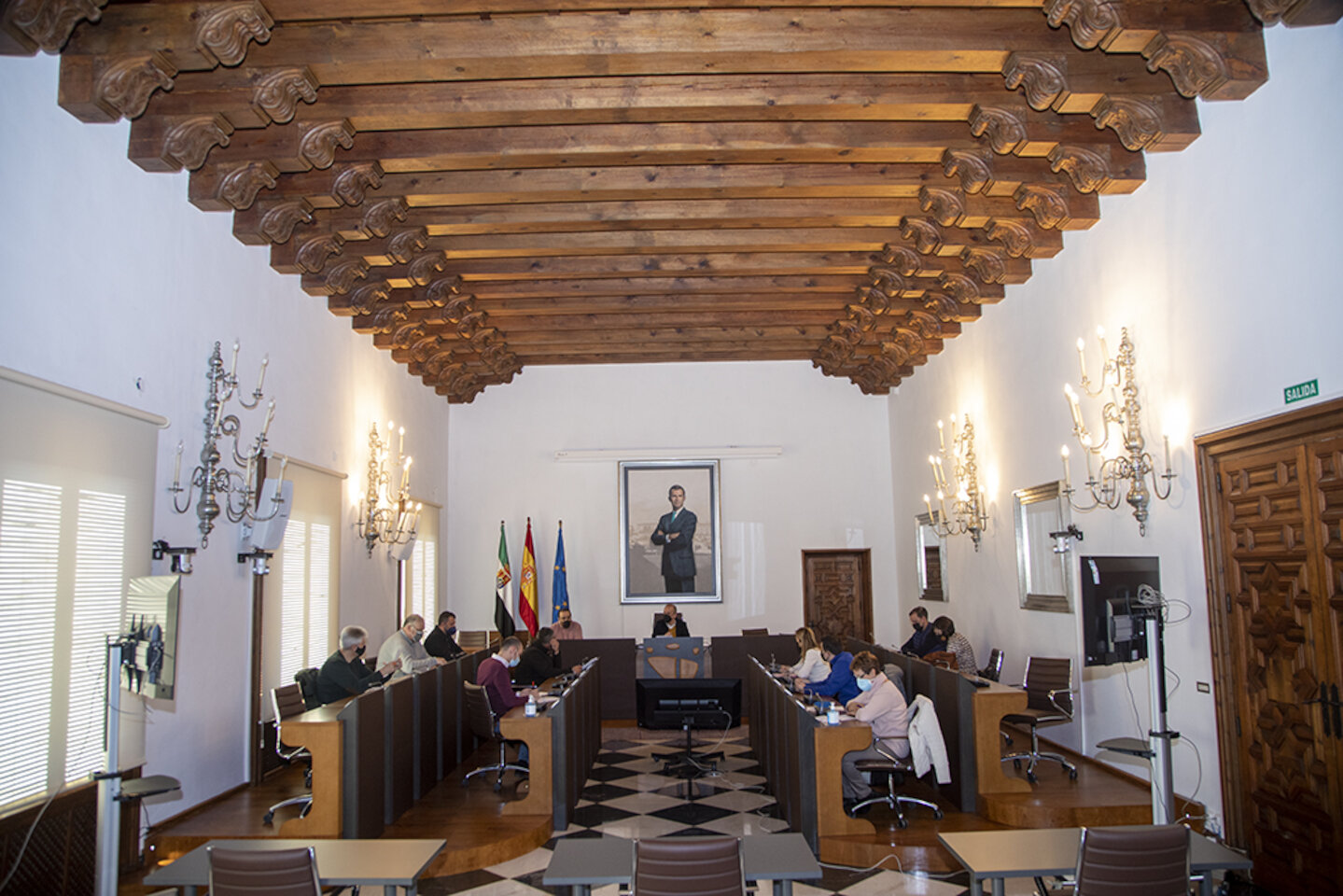La Diputación de Cáceres retoma la celebración presencial de las comisiones