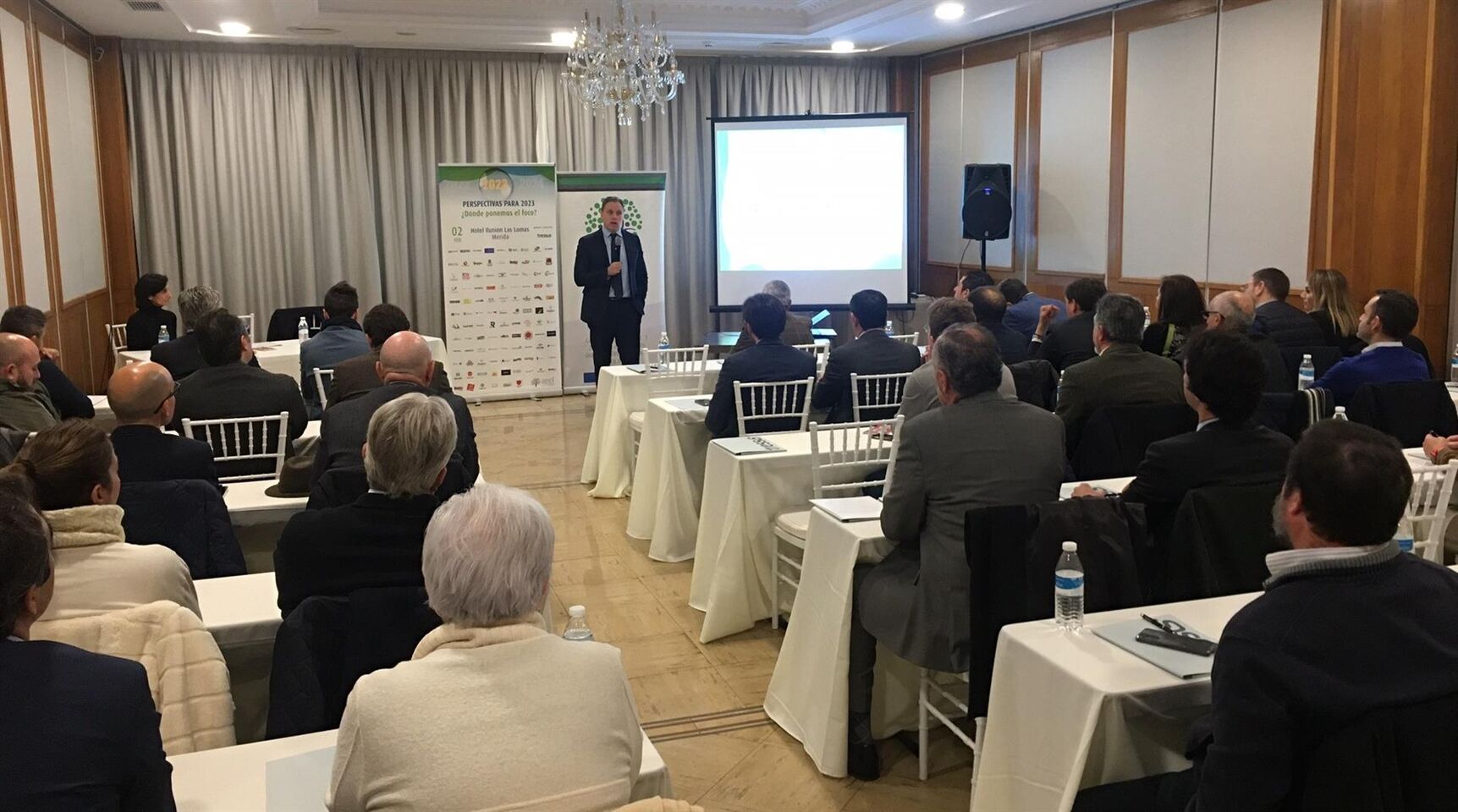 Más de cincuenta empresas familiares participan en jornadas sobre ...