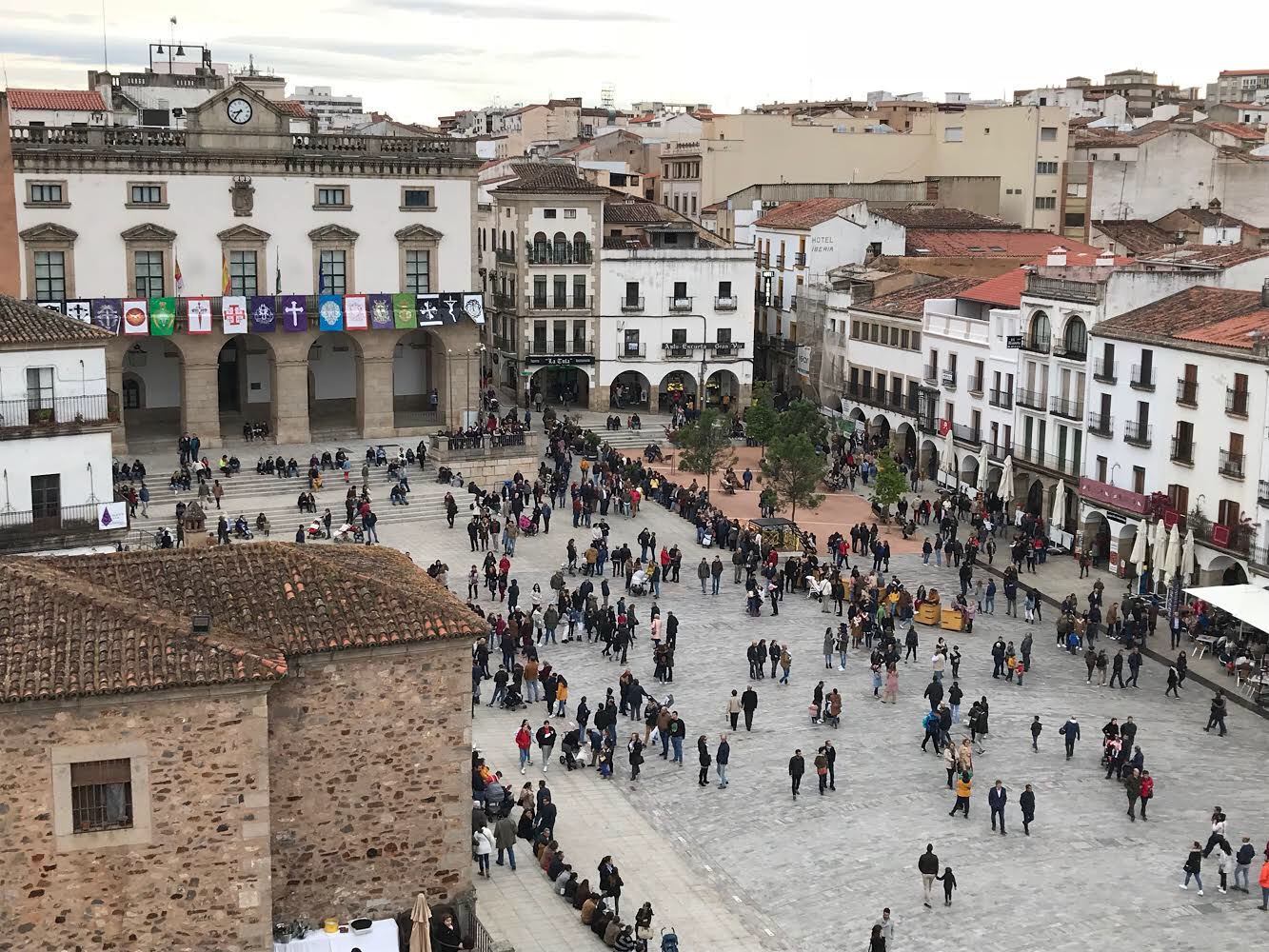 Turistas en Cáceres
