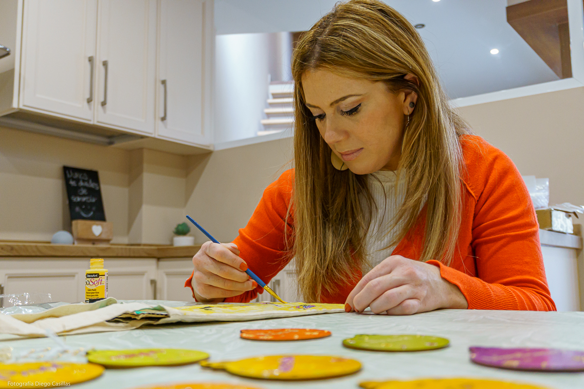 Ana realizando una de sus creaciones. Foto: Diego Casillas.
