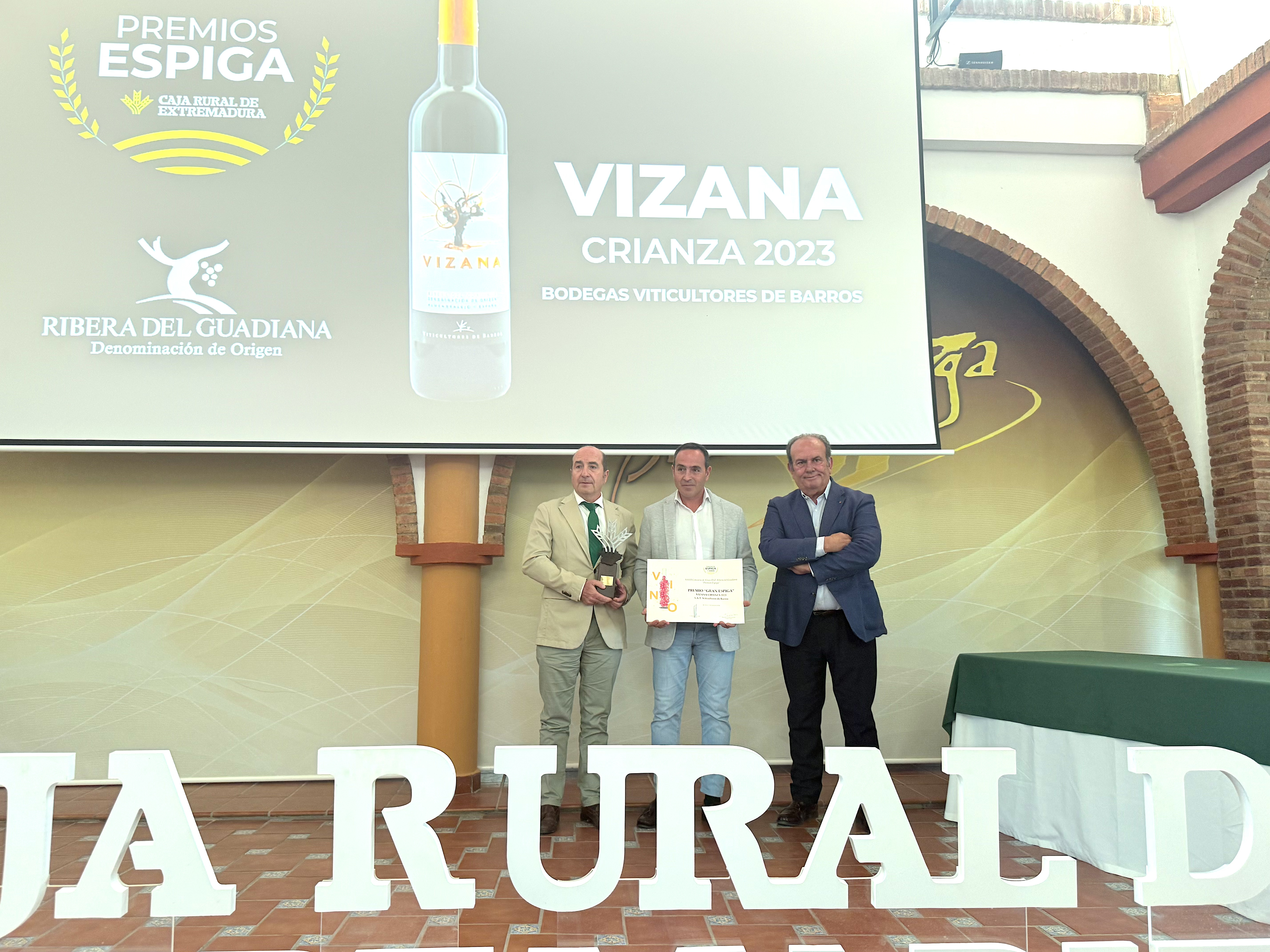 El vino Vizana Tempranillo, de Viticultores de Barros, Gran Espiga 2026 de Caja Rural
