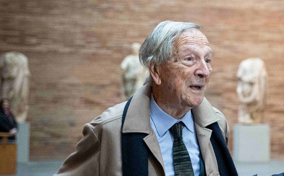 Moneo